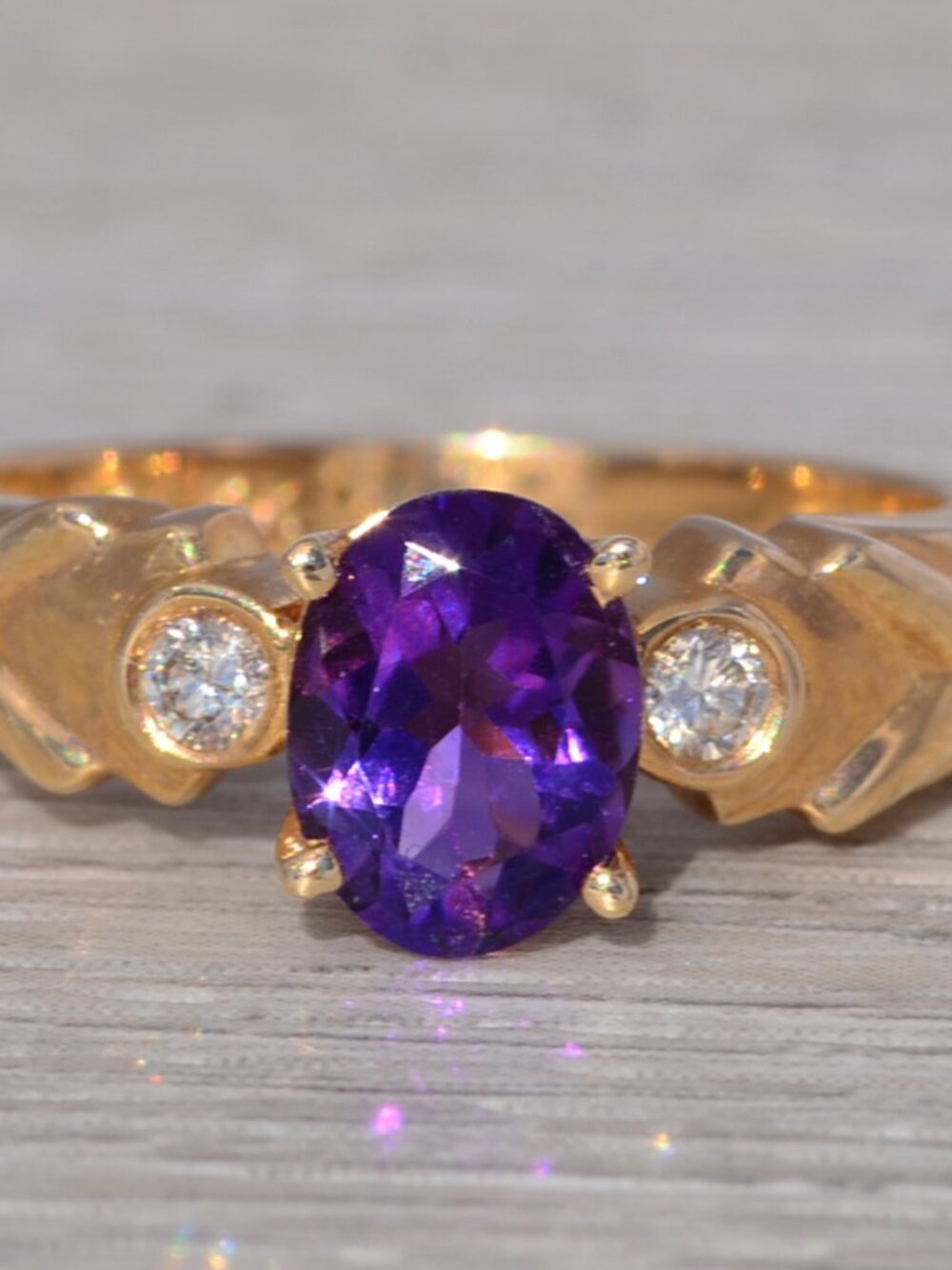 Vintage Amethyst & Diamond Ring in 14k Yellow Gold